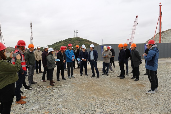 20181211岱山产品标准化工地建设受到舟山交运局高度肯定拍摄者张滕.JPG 20181211岱山产品标准化工地建设受到舟山交运局高度肯定拍摄者张滕.JPG