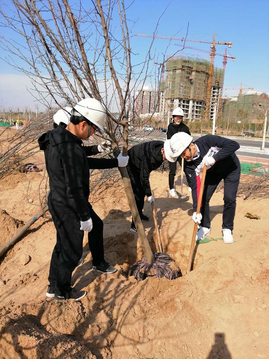 20190315兰考PPP产品植树现场摄影李冰.jpg 20190315兰考PPP产品植树现场摄影李冰.jpg
