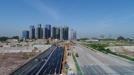 义乌商城大道隧道工程首段交改路顺利通车.jpg 义乌商城大道隧道工程首段交改路顺利通车.jpg
