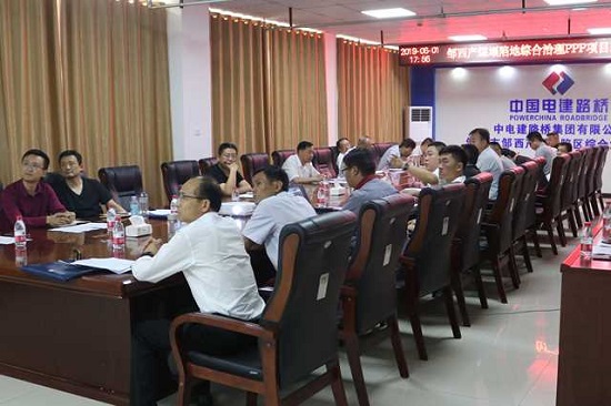 20190603邹城市副市长到邹城产品检查指导工作——摄影郭月.JPG 20190603邹城市副市长到邹城产品检查指导工作——摄影郭月.JPG