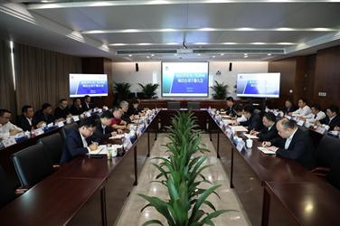 汤明出席重庆片区干部大会并号召：不忘初心、牢记使命，与真理同行，对事业负责，担起路桥二次创业发展的伟大使命